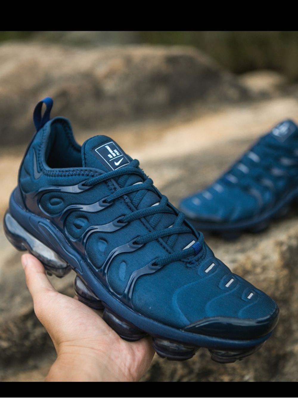 Nike VaporMax Plus Sneakers in Navy Blue new outbox no box